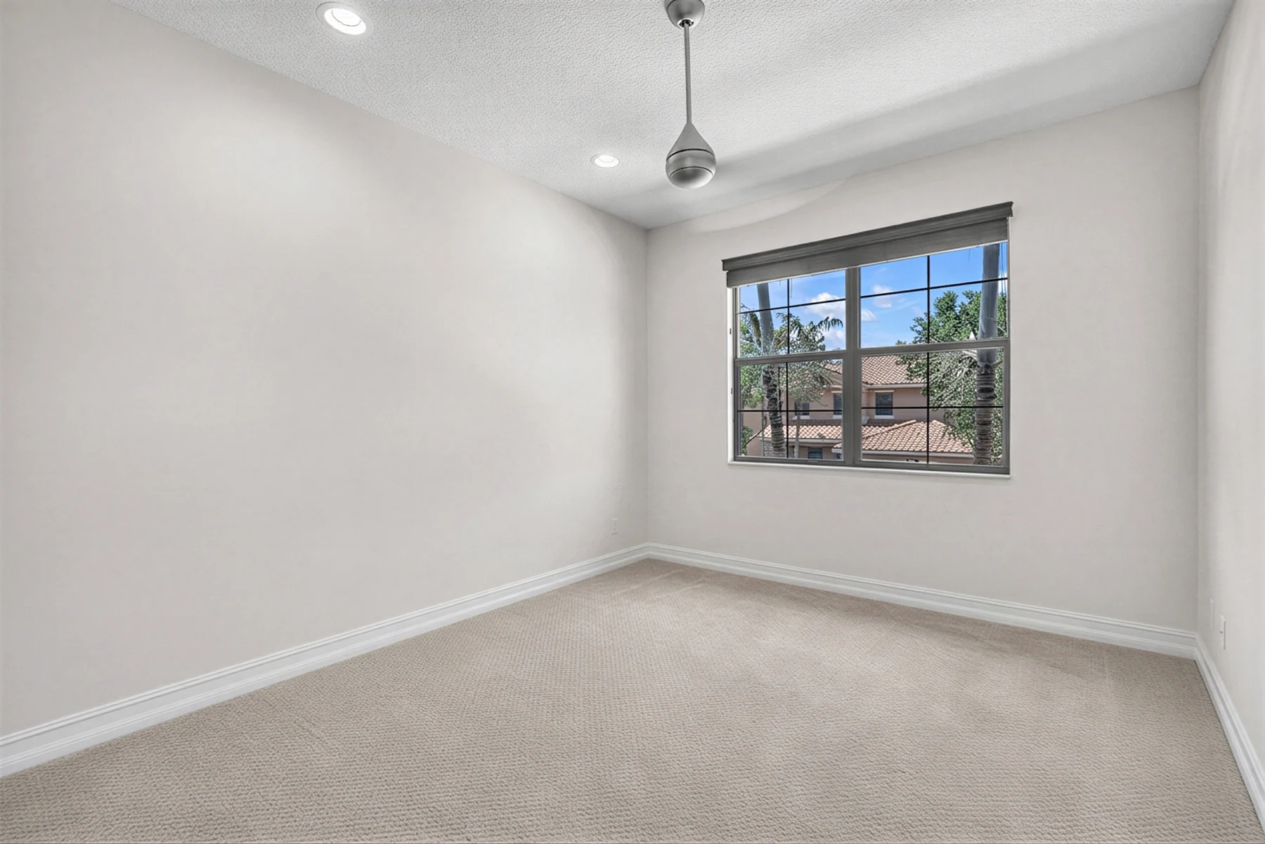 After: Clear Living Room