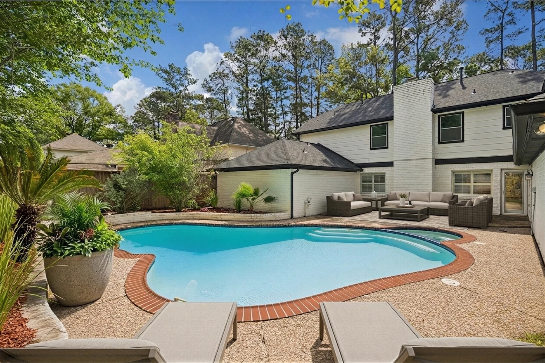 After: Comfortable Contemporary Poolside