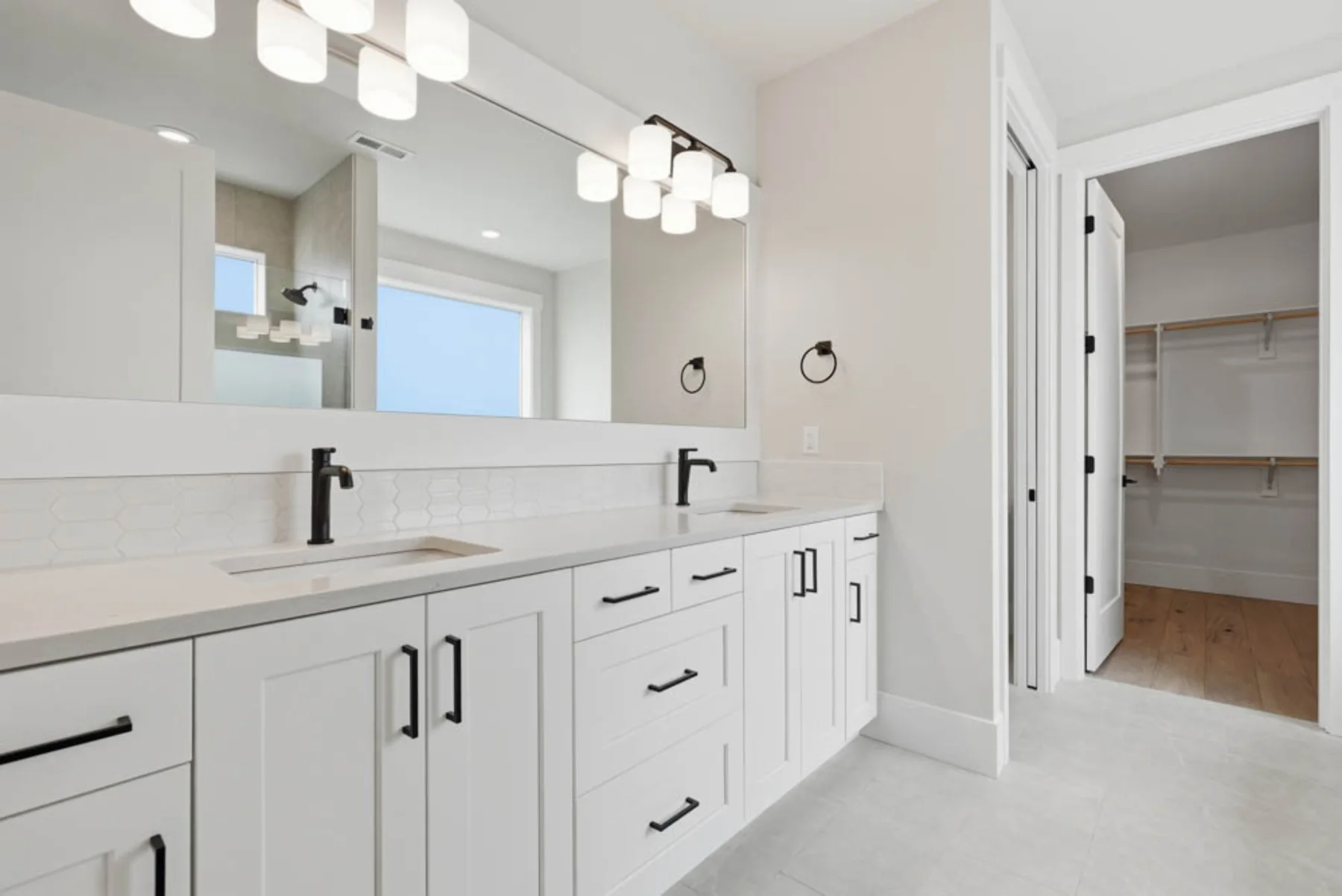 Before: Modern Luxe Bathroom